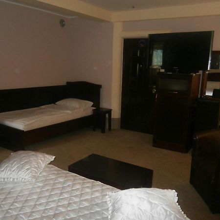 Hotel Vila Mitic Luxx Spa Centar Leskovac  Eksteriør billede