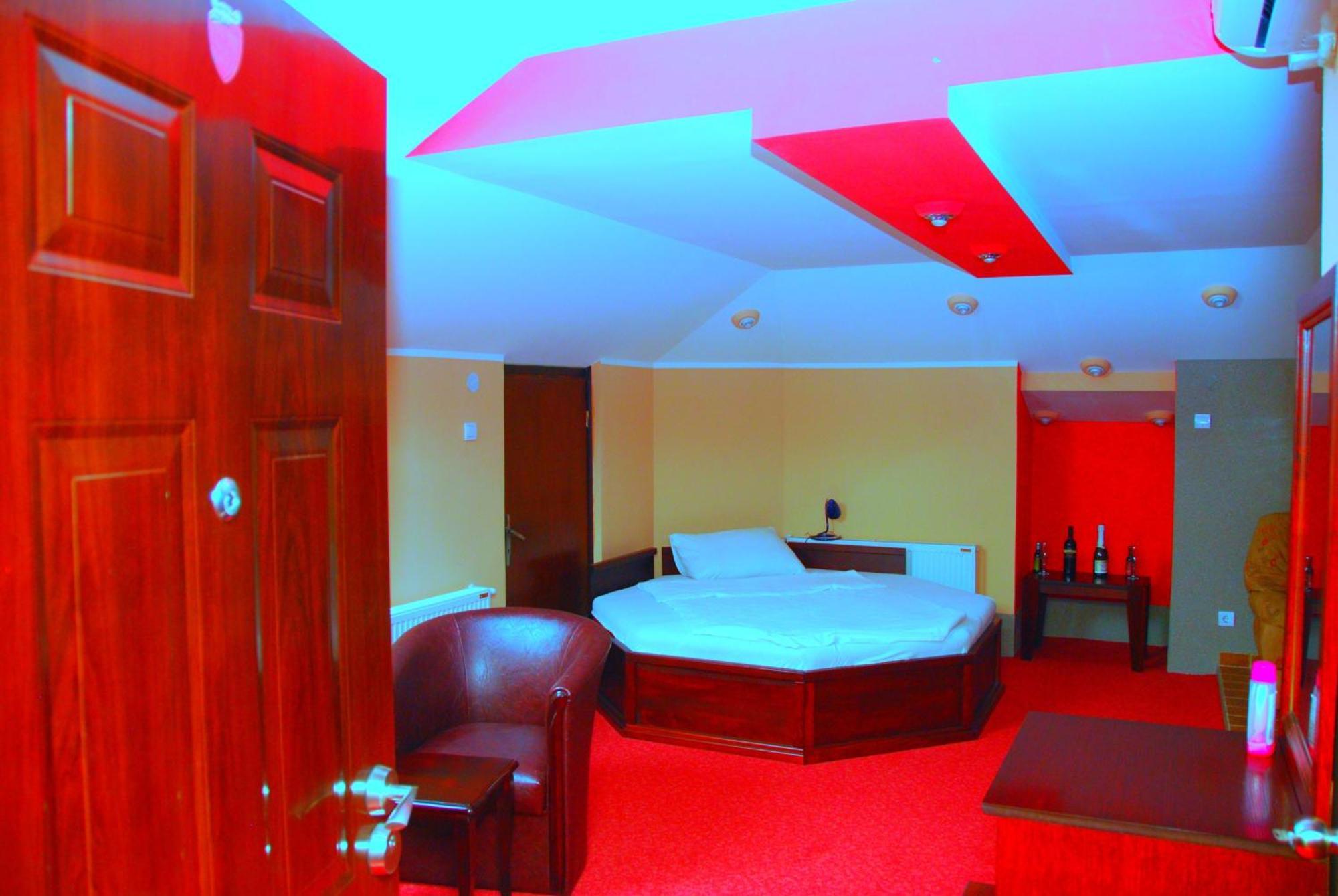 Hotel Vila Mitic Luxx Spa Centar Leskovac  Eksteriør billede