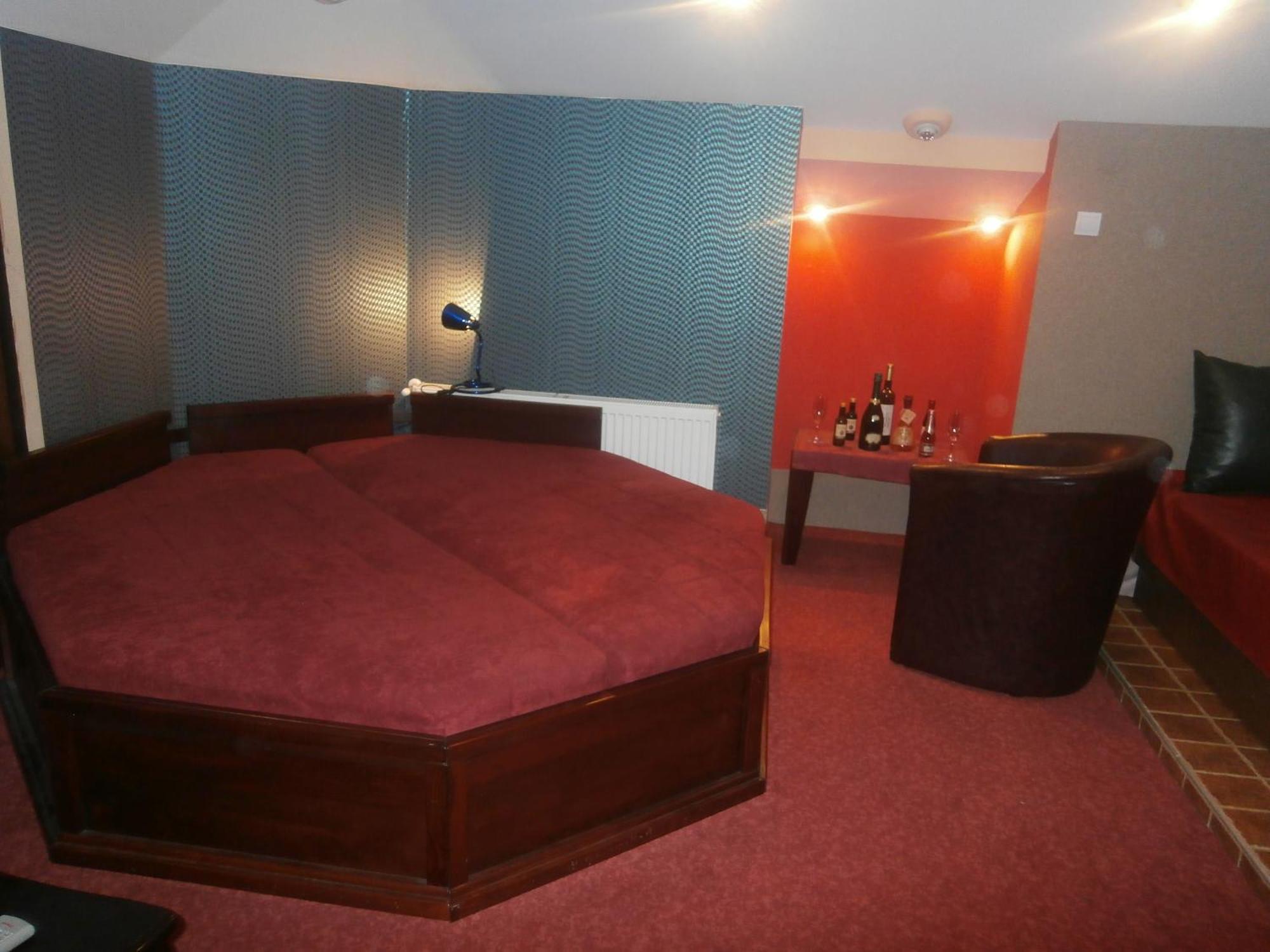 Hotel Vila Mitic Luxx Spa Centar Leskovac  Eksteriør billede
