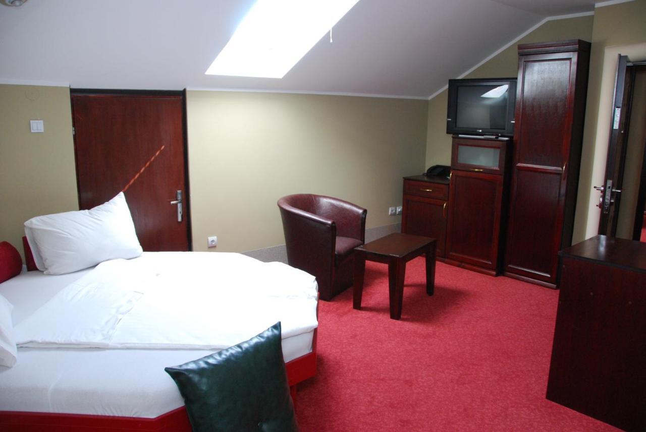 Hotel Vila Mitic Luxx Spa Centar Leskovac  Værelse billede